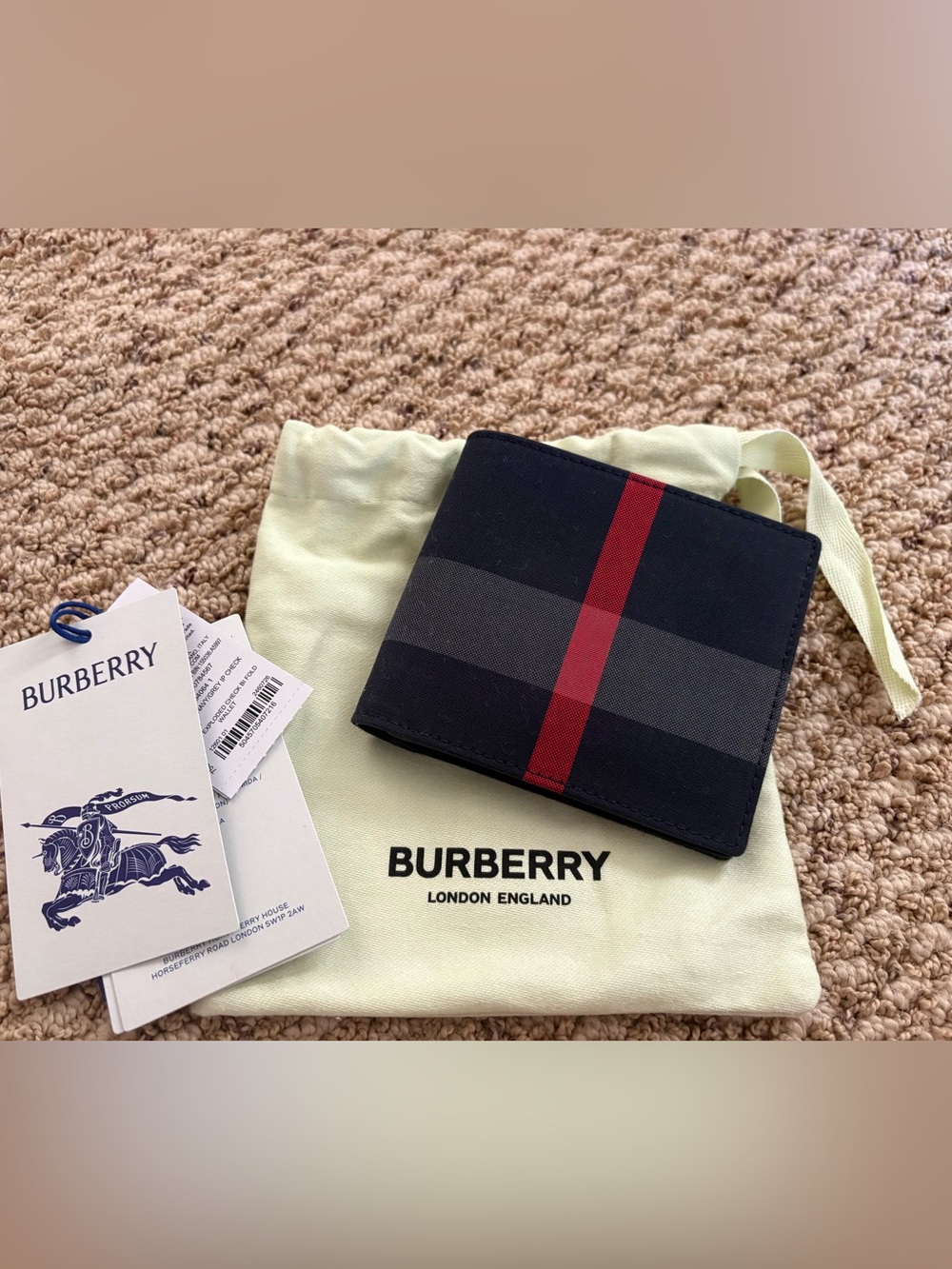 Burberry wallet - classic checker (unisex) NWT